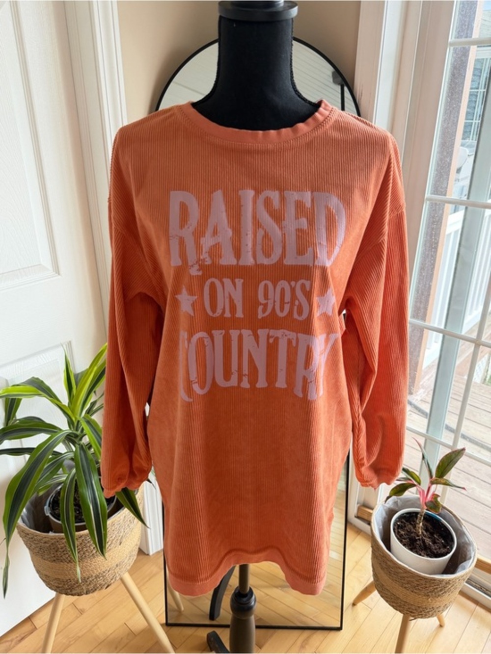 JULIANAS BOUTIQUE | Women's Orange Corduroy 'Raised on 90s Country' Pullover